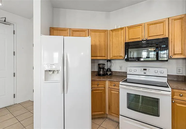 614 W Ridge Rd #1 — Photo 41