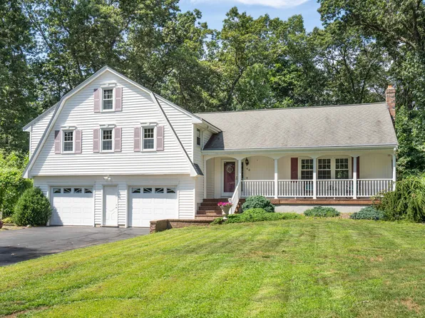 40 Rustic Lane, South Windsor, CT 06074