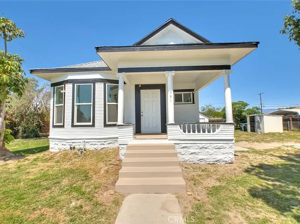 261 E C St, Colton, CA 92324