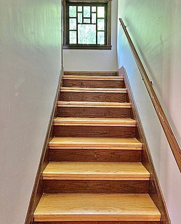 Blond & Stain Oak Throughout