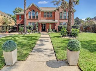 12318 Hammersmith Dr, Tomball, TX 77377