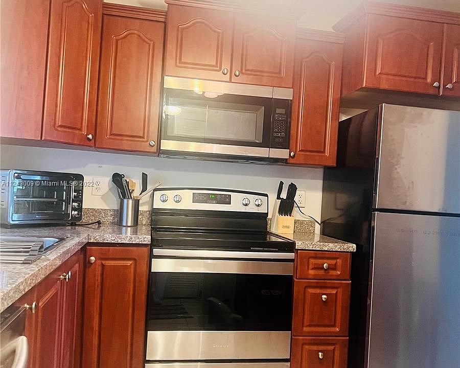 1st image of 5080 SW 64th Ave APT 307