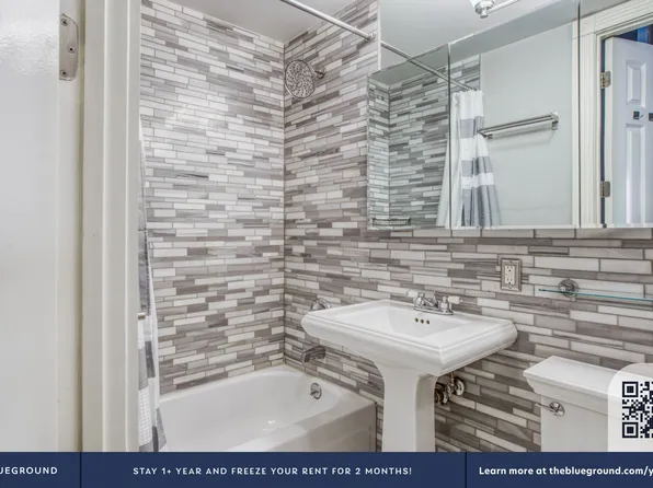 234 West 14th Street image 12 of 17