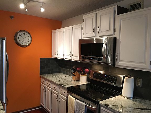 Recently updated kitchen with newer appliances