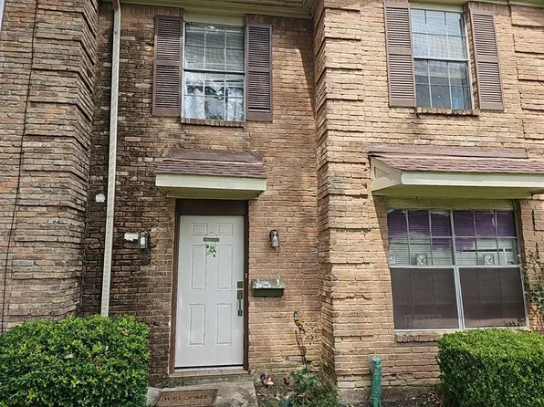 1035 Willow Oaks Cir, Pasadena, TX 77506