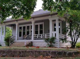 1515 Scott Ave, Cambridge, OH 43725
