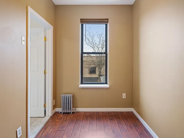 211 29th Street image 14 of 26