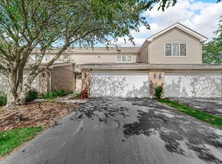 19635 Cambridge Dr, Mokena, IL 60448