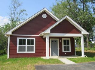 805 Stuart Ave, Pulaski, VA 24301