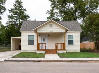 506 W 7th St, Bonham, TX 75418