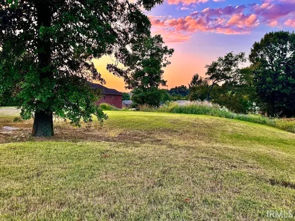 8307 Buck Ridge Trl, Evansville, IN 47712