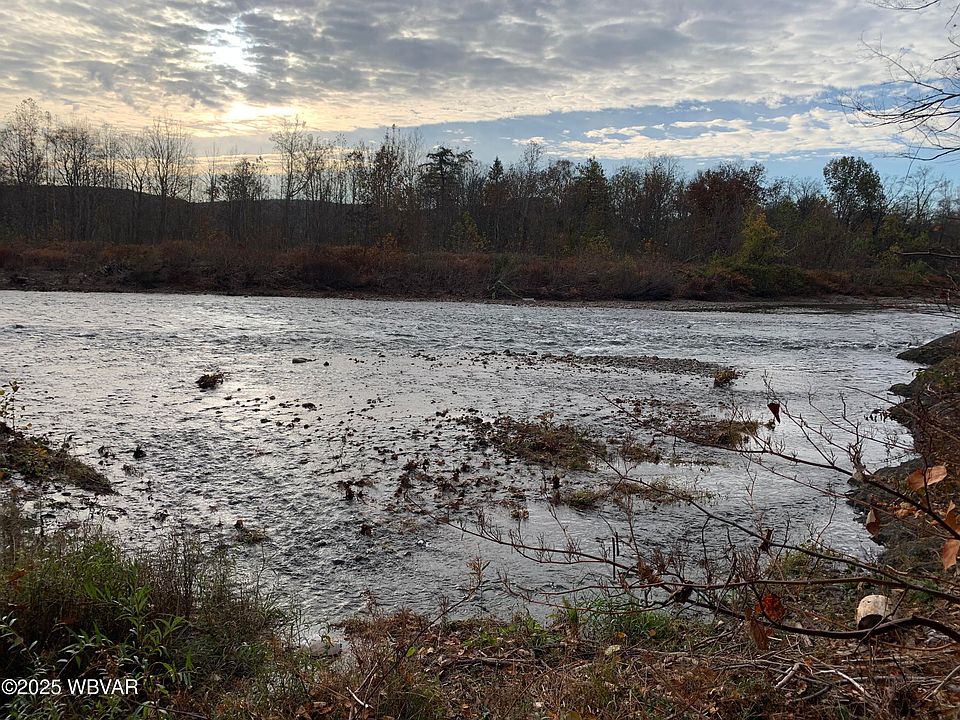 2nd image of 1379 State Highway 87