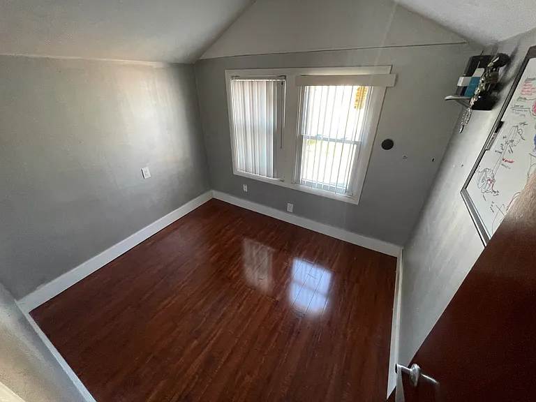 Walnut Ln — Photo 19