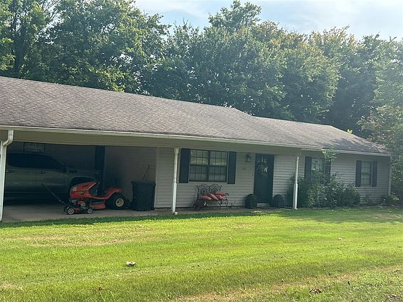 2nd image of 709 B St