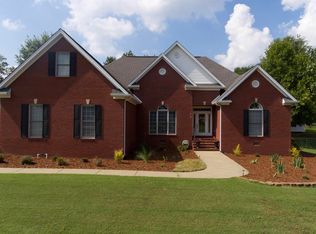 216 Wellsbrook Cir, Fayetteville, TN 37334