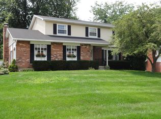 845 Twin Oaks Dr, Dayton, OH 45431
