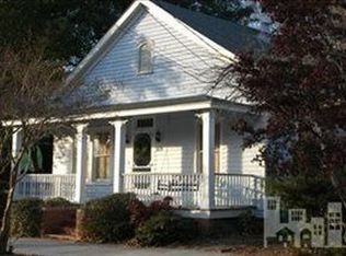 109 Castle St, Wilmington, NC 28401