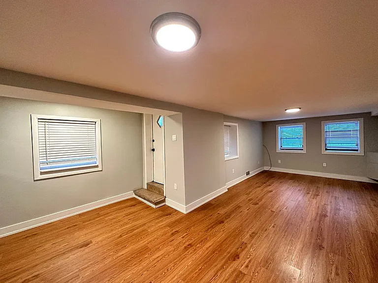 2307 S Trumbull Ave #G — Photo 8