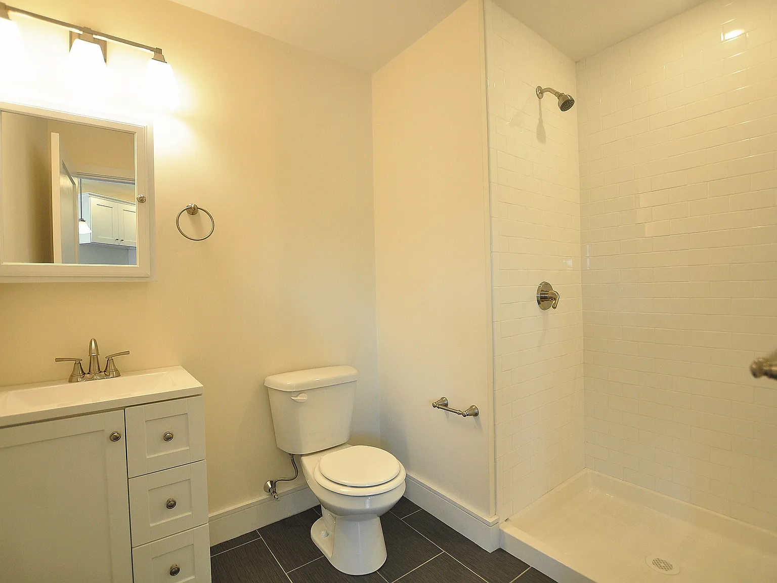 1 bed, 500 sqft, $3,100 — Photo 3