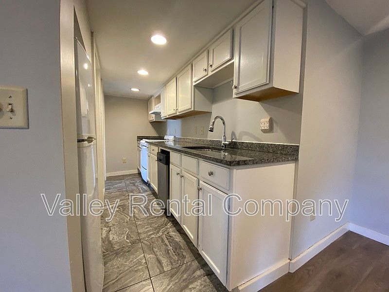1st image of 66 Lyman St APT 2