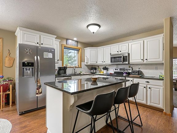 5th image of 3545 42nd Ave S