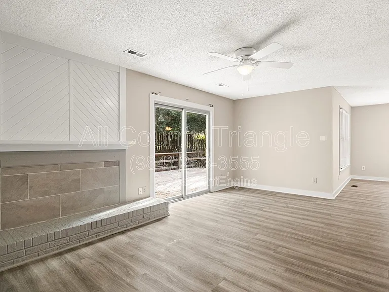 1619 Budwood Dr — Photo 15