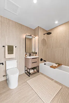 Bathroom, photo 1