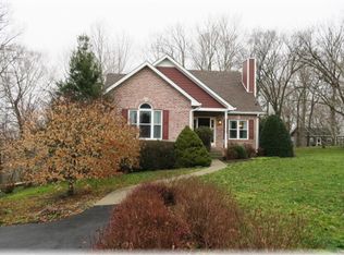 1064 Street Rd, Kingston Springs, TN 37082