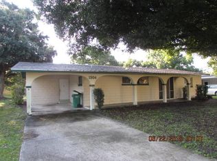 2904 Sherwood Ln, Fort Pierce, FL 34950