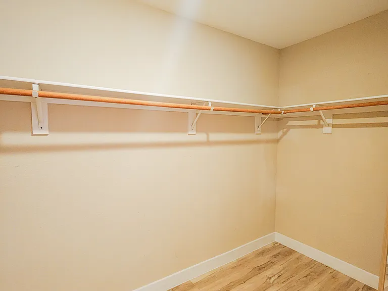 10551 Snow Lake St — Photo 15
