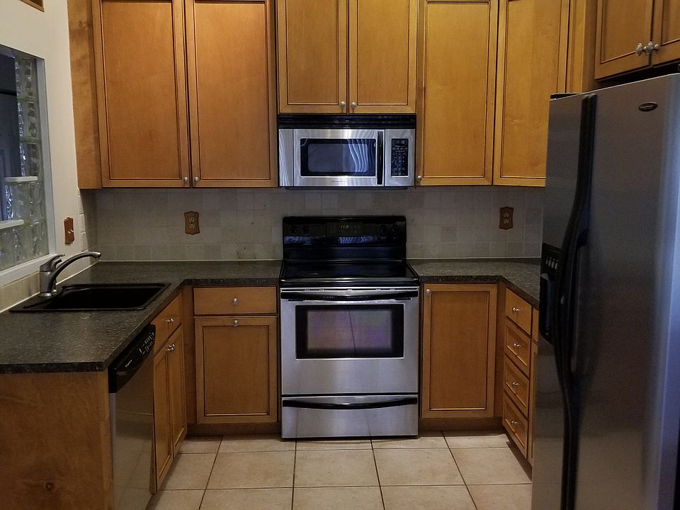 2nd image of 8299 Garden Gate Pl