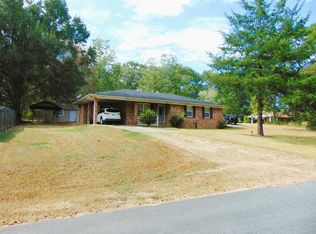 1005 Gum St, Wesson, MS 39191