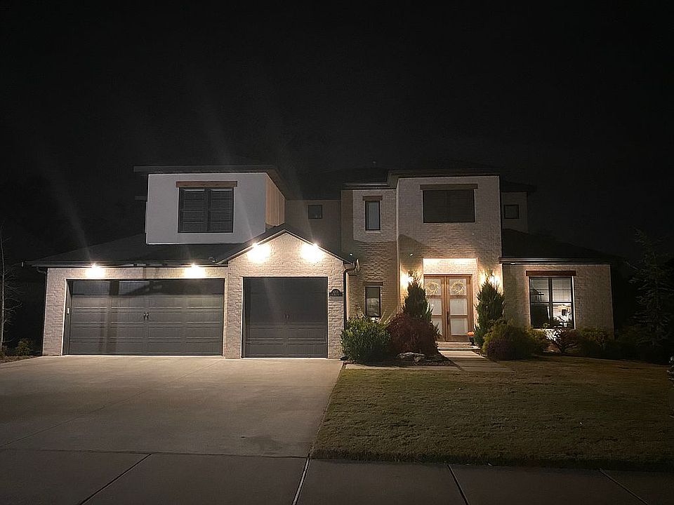 1st image of 6208 S 49th St
