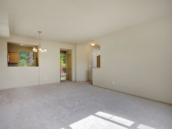 4th image of 18620 144th Ave NE