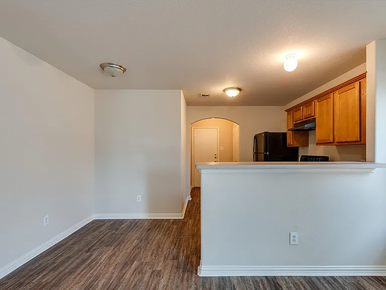 121 Cliff Heights Cir — Photo 7