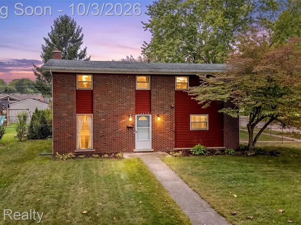 19495 Osmus St, Livonia, MI 48152