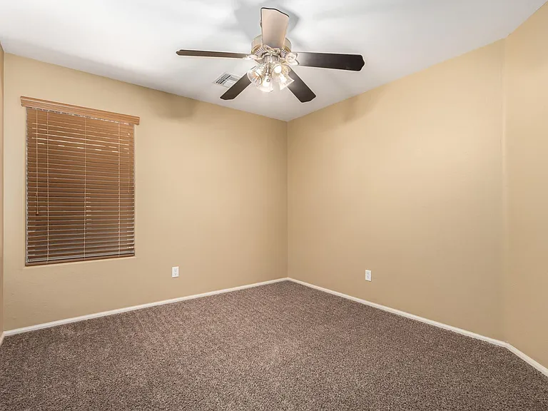 1238 W Dana Dr — Photo 29