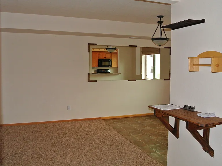 1727 SW Stanford St — Photo 5