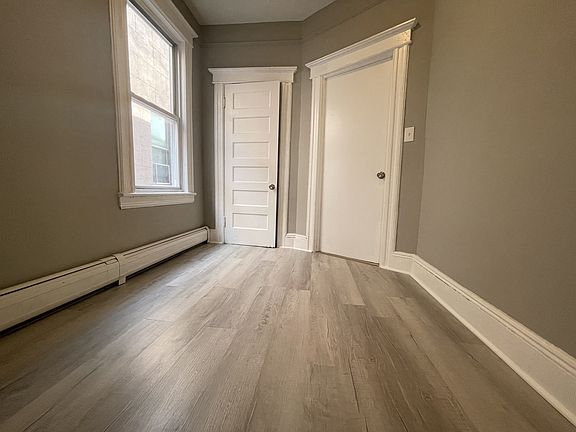 3rd image of 167 Clendenny Ave #37E