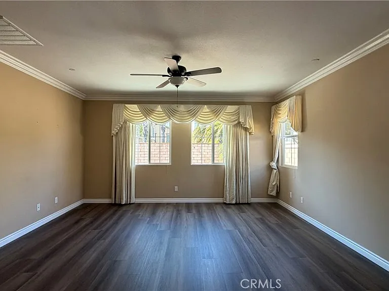 9549 Seasons Dr — Photo 9