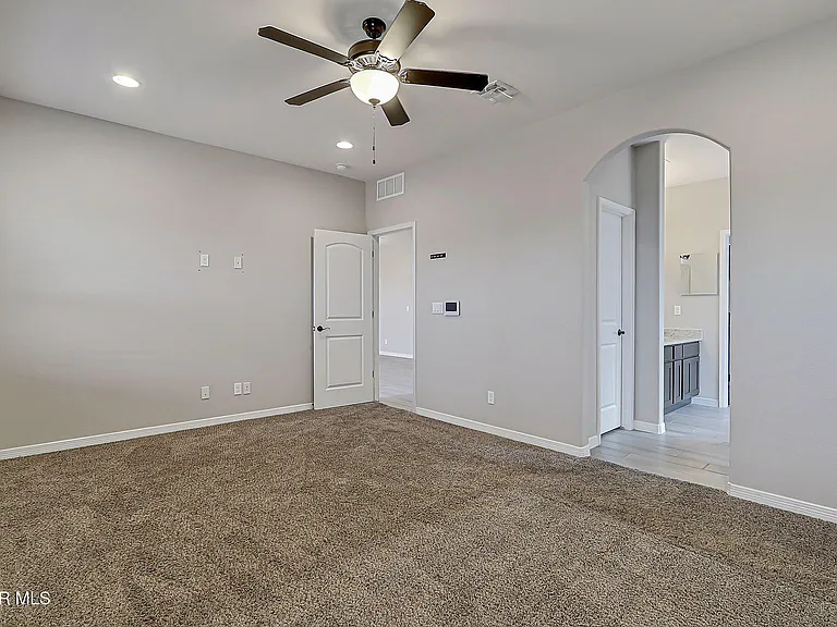 13752 Newton Ct — Photo 28