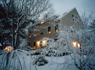 21 Ridgeview Dr, Falmouth, MA 02540