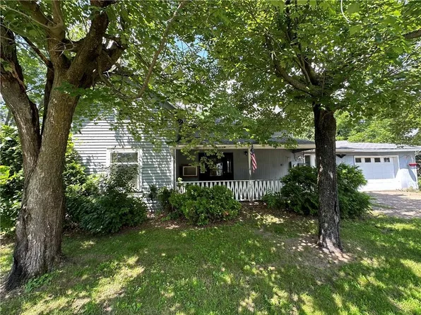 125 Hampton Ave S, Dallas, WI 54733