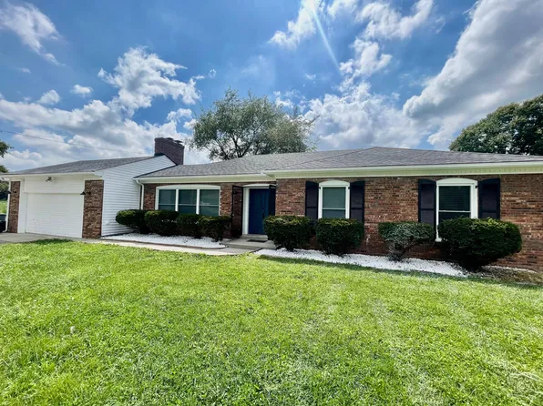 7802 Brownwood Dr, Louisville, KY 40218