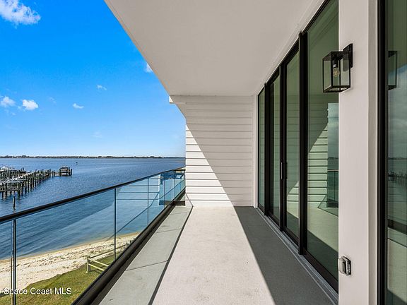 5th image of 225 Strand Dr #307