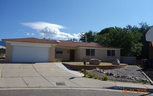 1st image of 11415 Manitoba Dr NE
