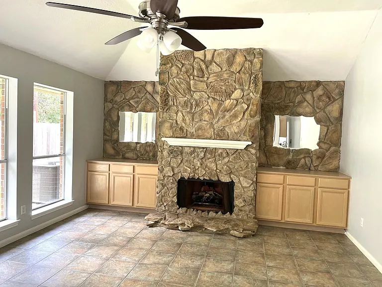 4219 Hermitage Hollow Ln — Photo 9