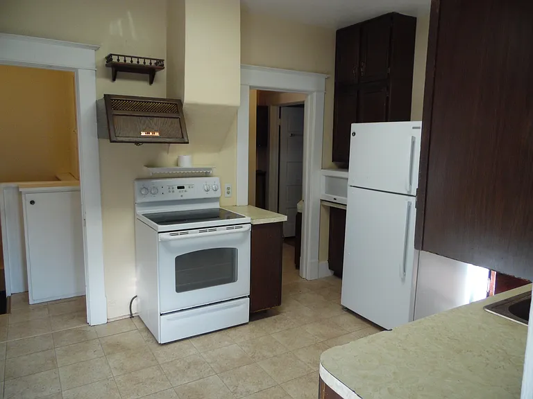 148 W 5th St — Photo 3