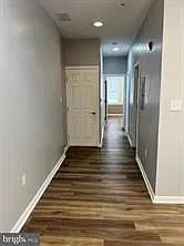 2 bed, 1.0 bath, 920 sqft, $1,350 — Photo 3