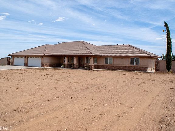 2nd image of 8465 Cedar Ct
